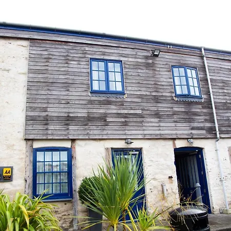 Mannings Hotel